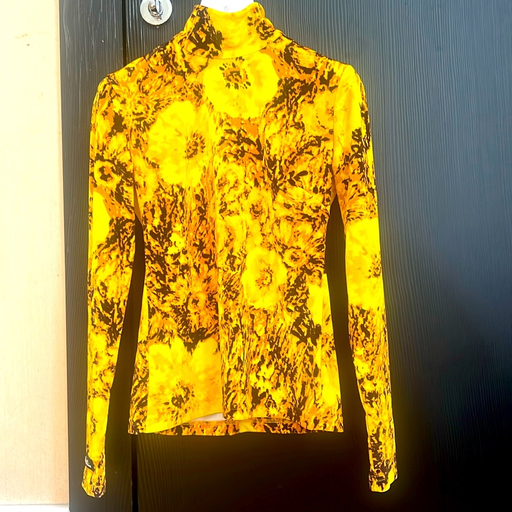 Richard Quinn velvet turtleneck long sleeve shirt blouse.